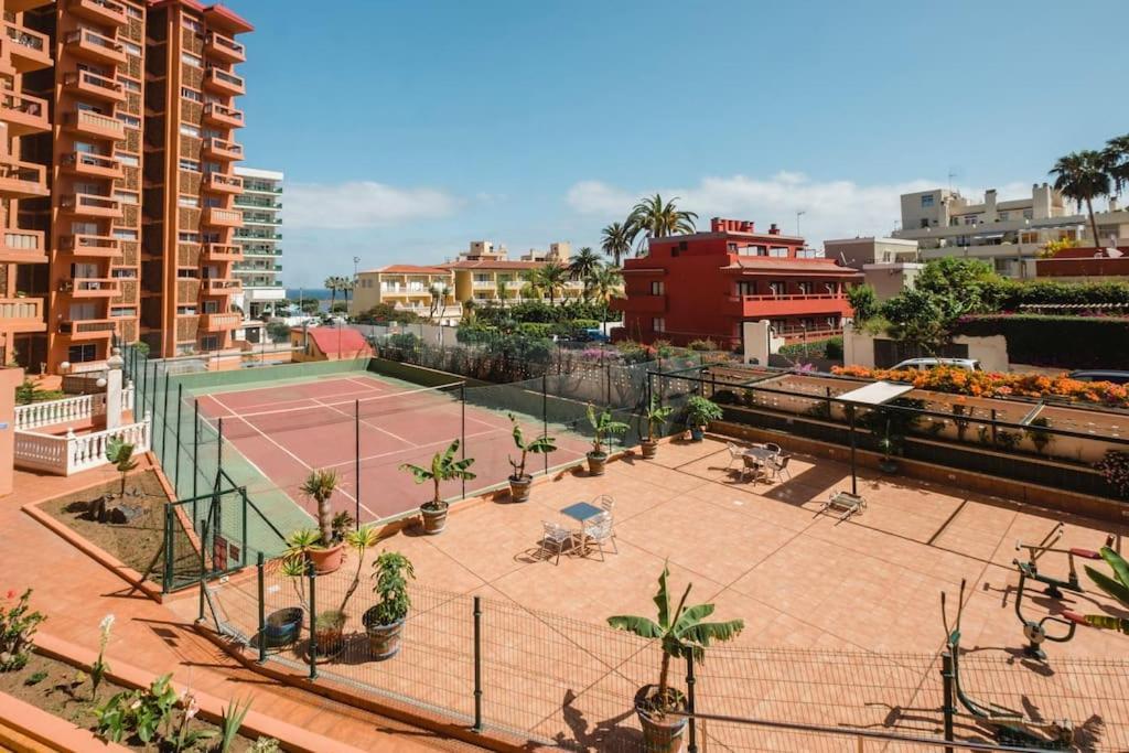Apartment With Balcony And Swimming Pool ปูแอร์โตเดลาครูซ ภายนอก รูปภาพ